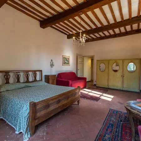 Il Casale Di Rossi Bed and Breakfast *
