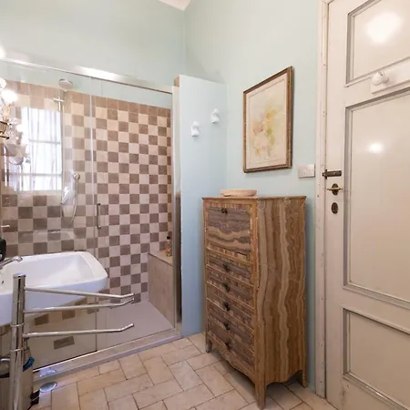 ベッド・アンド・ブレックファスト Rossi Residenze D'epoca ルッカ