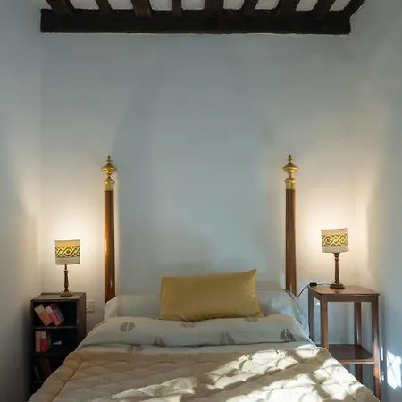 Rossi Residenze D'epoca 4* ルッカ