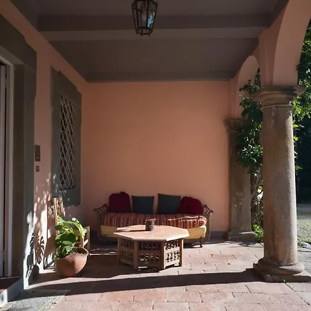 Rossi Residenze D'epoca ベッド・アンド・ブレックファスト ルッカ