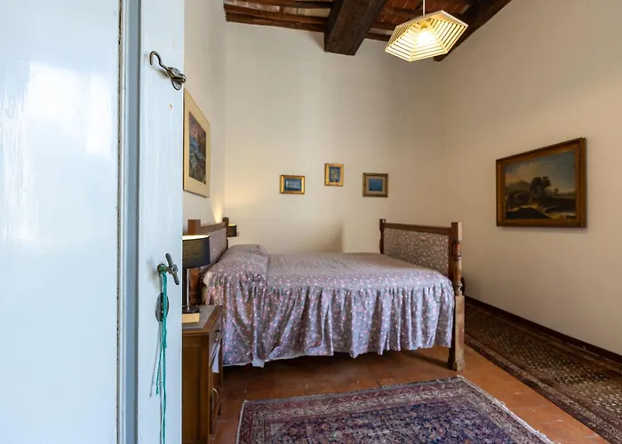 Rossi Residenze D'epoca فندق مبيت وإفطار لوكا